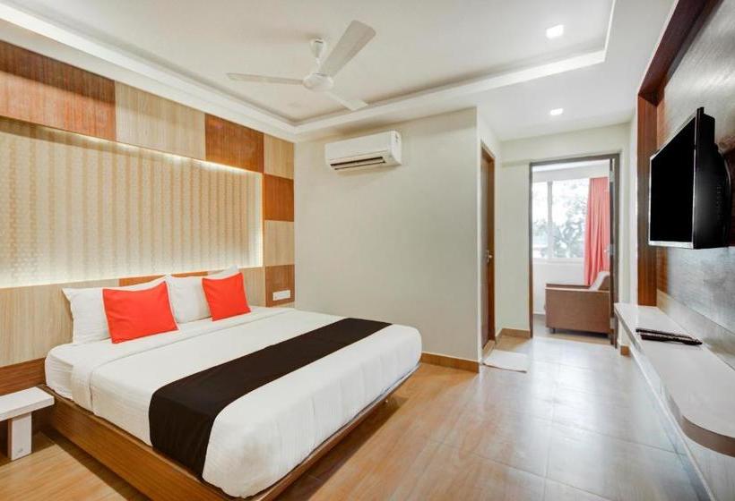 Hotel Collection O 75820 Madras Metro Club, T Nagar