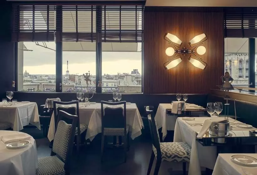 Hôtel Cheval Blanc Paris & Dior Spa Cheval Blanc Paris