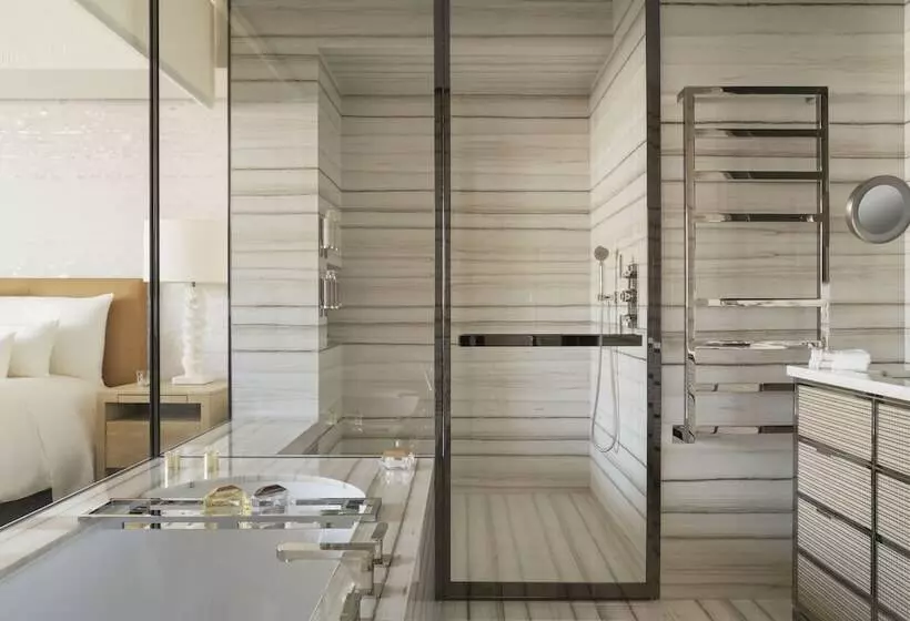 Hôtel Cheval Blanc Paris & Dior Spa Cheval Blanc Paris