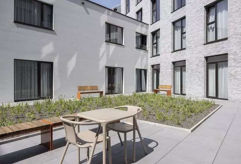 هتل Citybox Antwerp