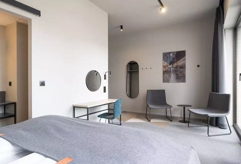 هتل Citybox Antwerp