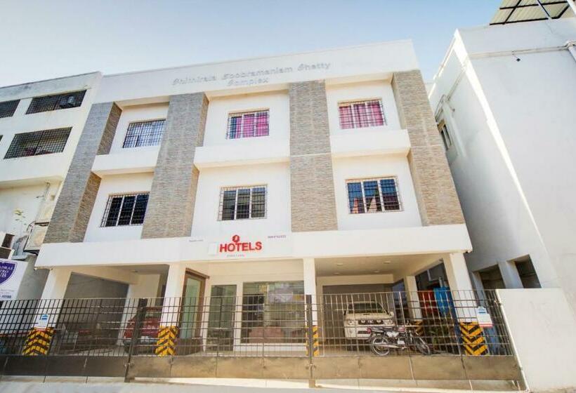 Hotel Collection O 75820 Madras Metro Club, T Nagar