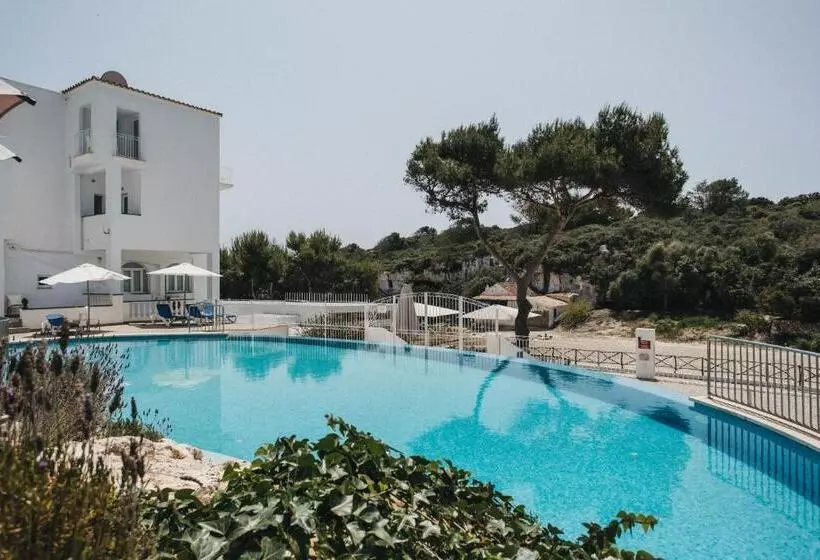 Hotelli Hostal Xuroy