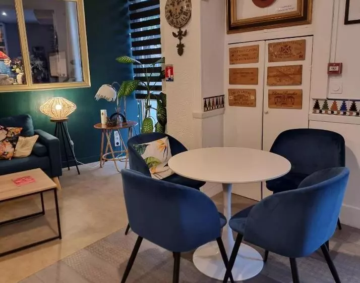 Hotelli Le 9 En Cuisine