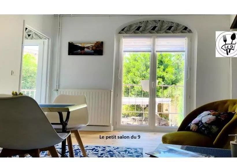 Hotelli Le 9 En Cuisine