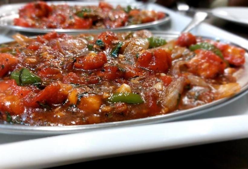 Отель Maihar Inn