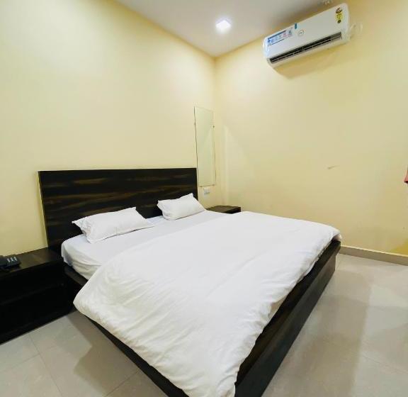 Отель Maihar Inn