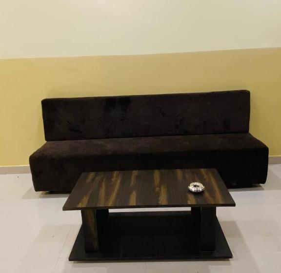 Отель Maihar Inn