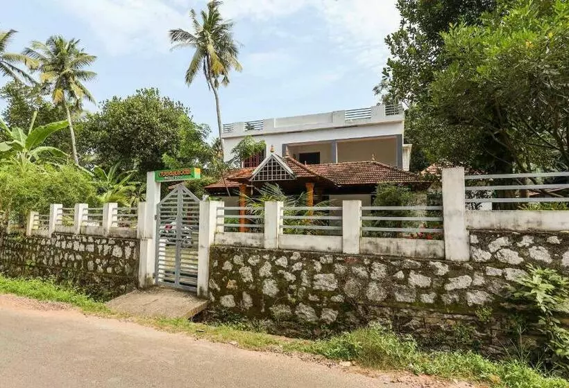 Hotelli Spot On Sreepadmini Ss Ayurmadam