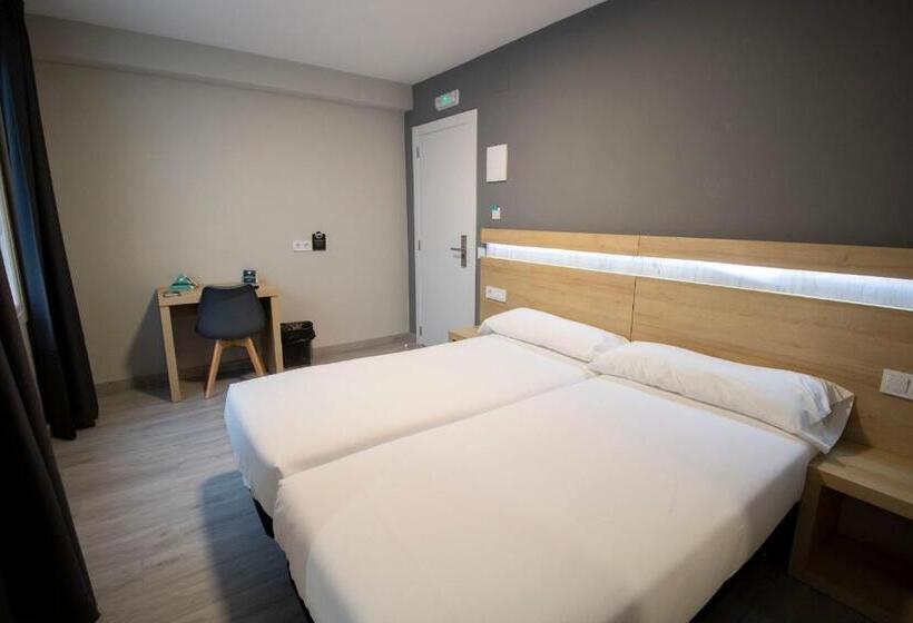 بنسيون Alda Catedral