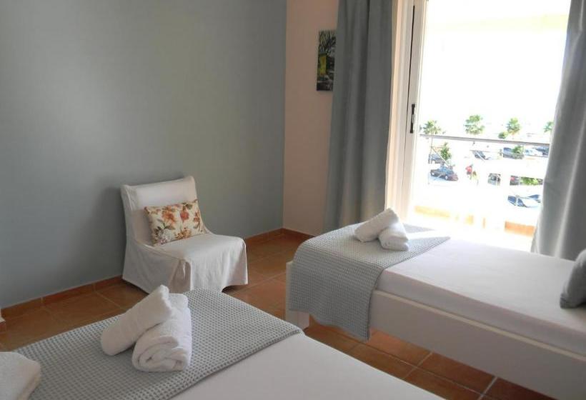 膳宿费 Villa Kostandin