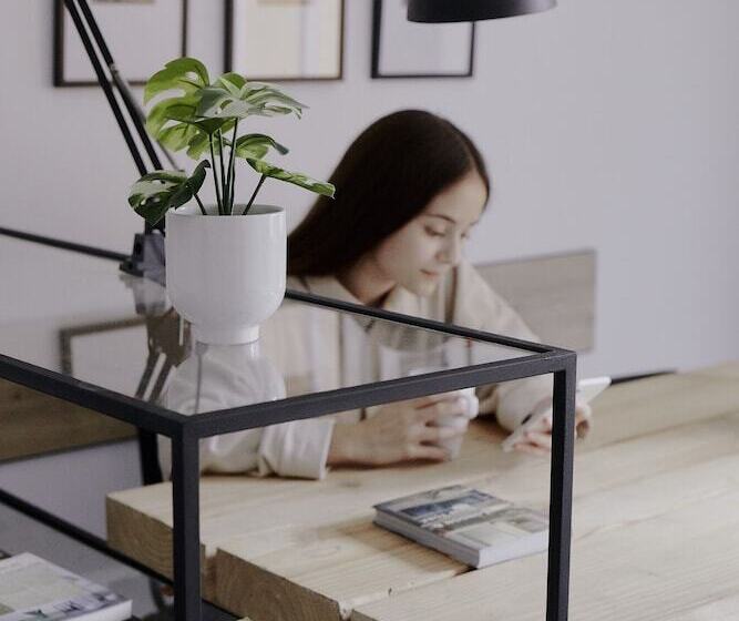 پانسیون Zarey Hostel