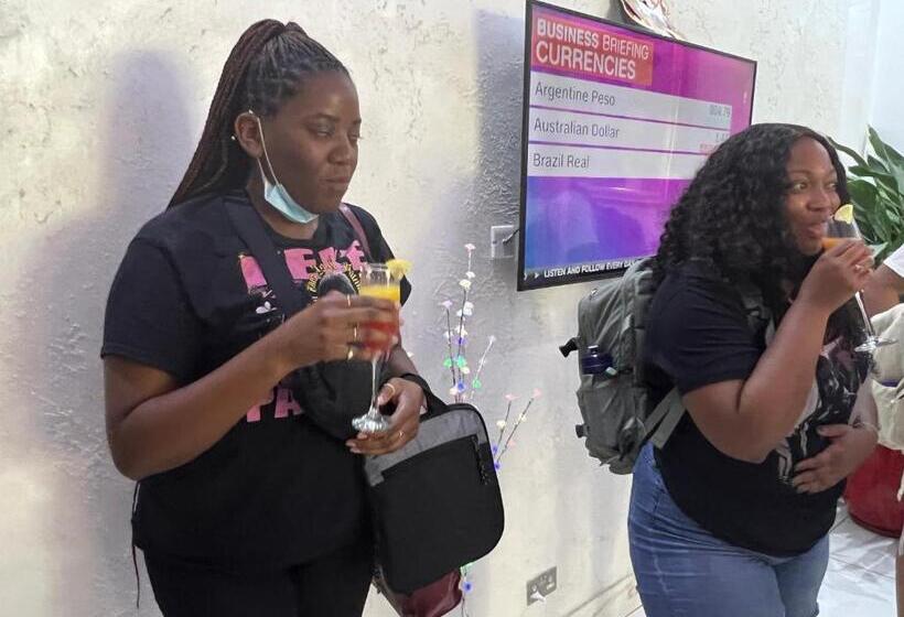 Riviera Hotel, Apartments & Resorts