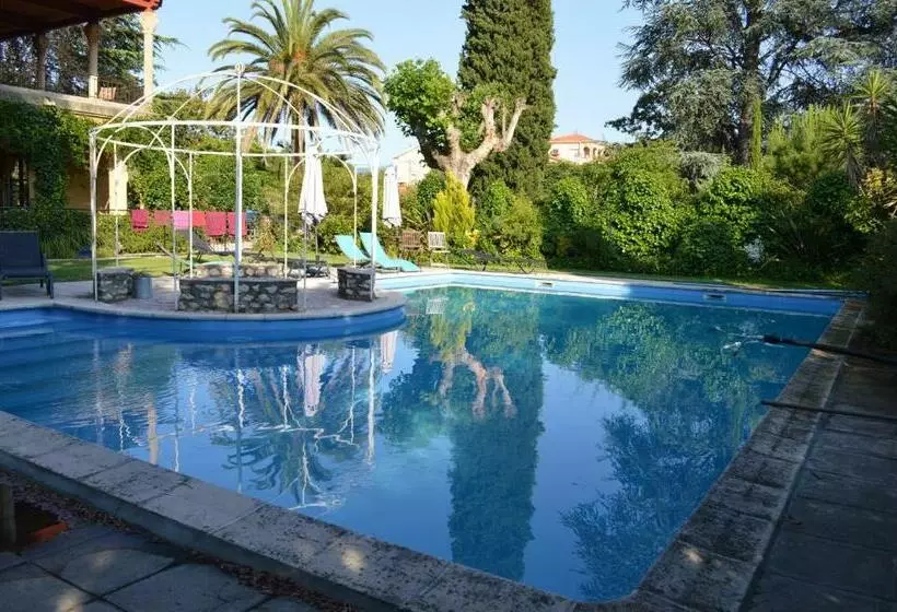 Bed and Breakfast Villa Lafabregue