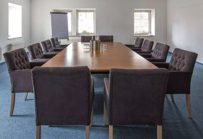 فندق Acht Linden