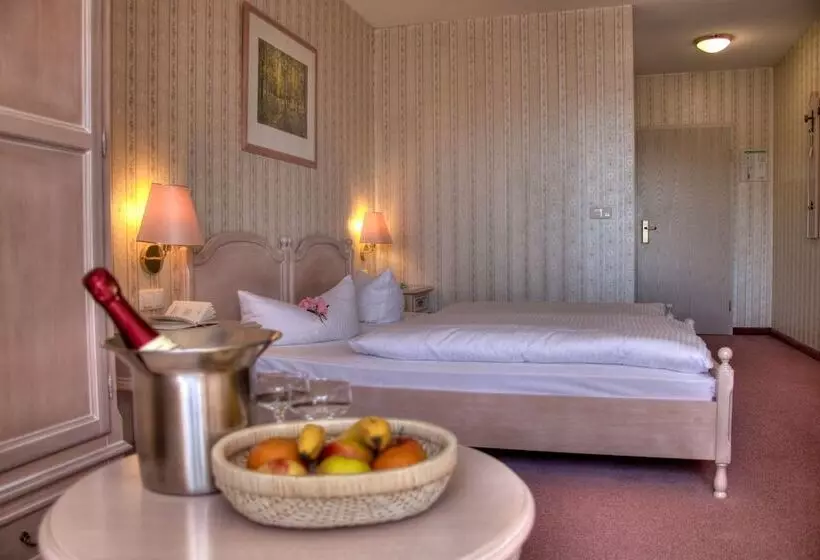 בית מלון כפרי Am Markt