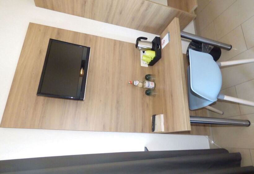 酒店 Art Inn  Dinslaken