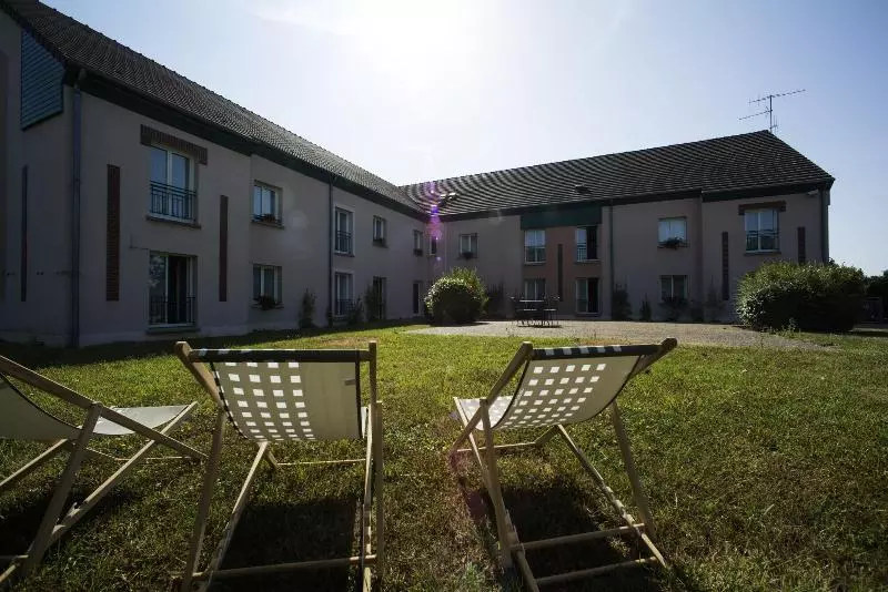 Brit Hotel Du Perche