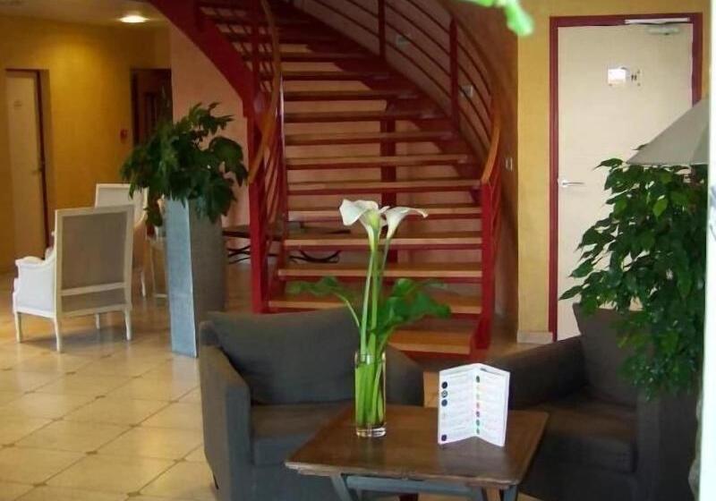 Brit Hotel Du Perche