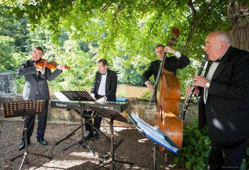 فندق Château De Saint Loup