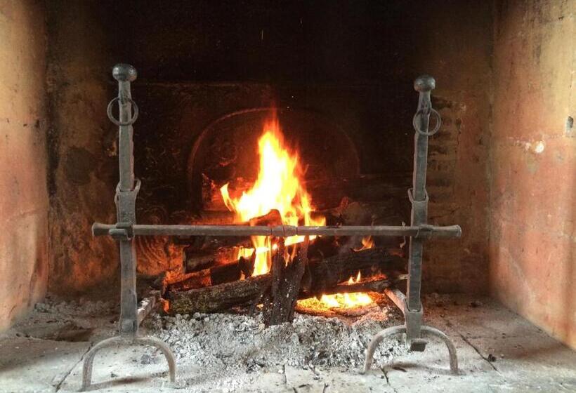 فندق Château De Saint Loup