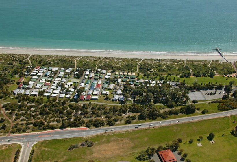 ホテル Discovery Parks  Coogee Beach