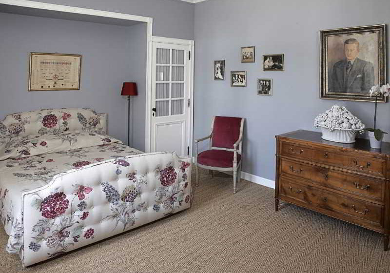 Hotel Domaine De Kerbastic