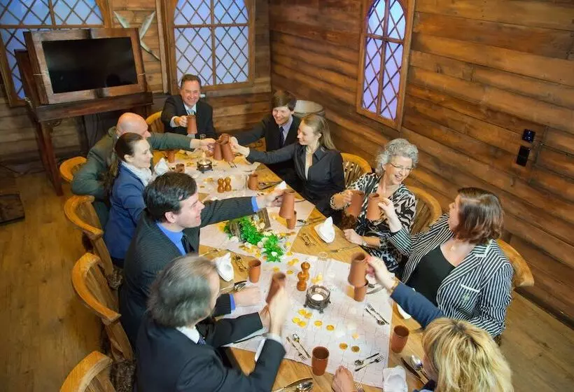 ホテル Heide Park Abenteuer