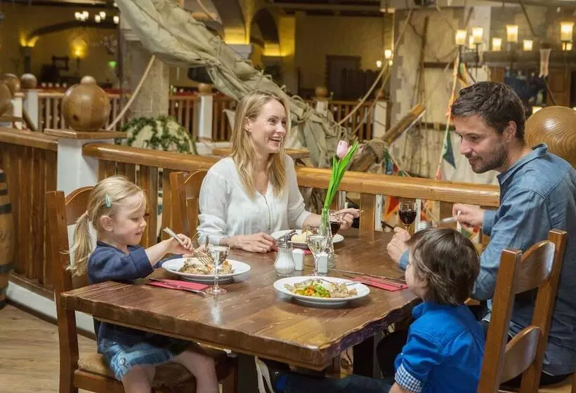 ホテル Heide Park Abenteuer