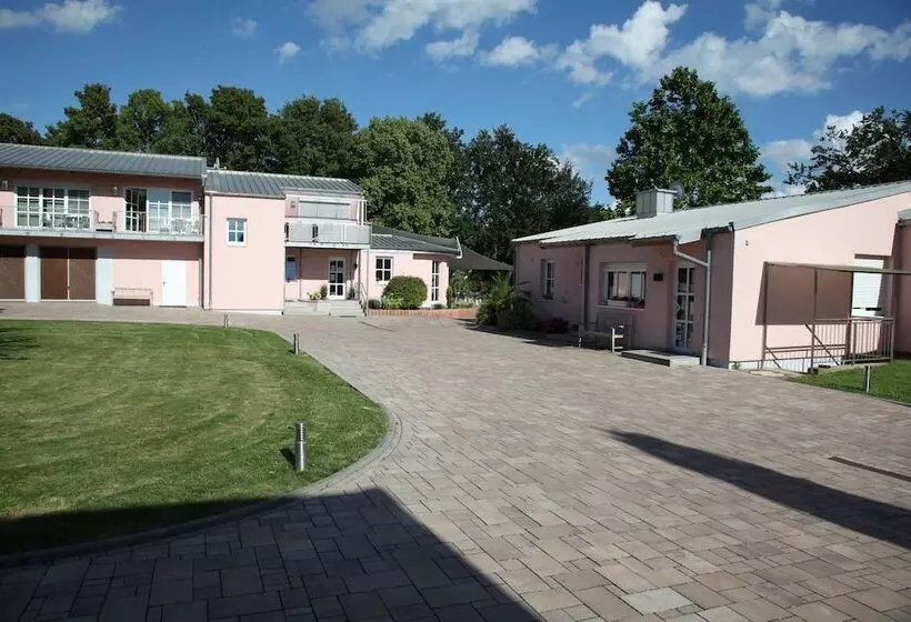 فندق Landgut Schill