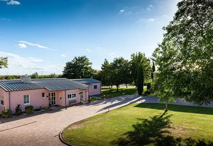 فندق Landgut Schill