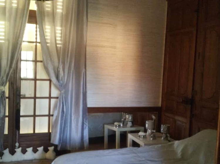 בית מלון כפרי Le Clos De La Chapelle