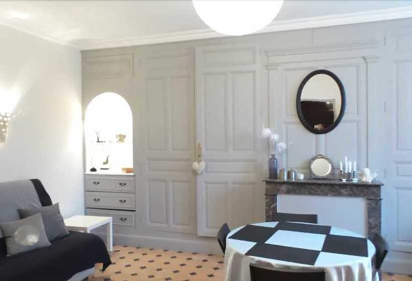 בית מלון כפרי Le Clos De La Chapelle