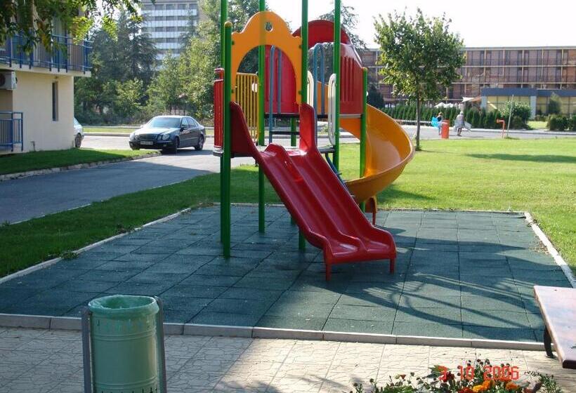 בית מלון כפרי Pliska   All Inclusive Light