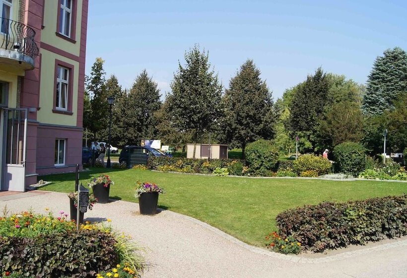 Müritz Hotel Harmonie Inkl Wellnessbereich