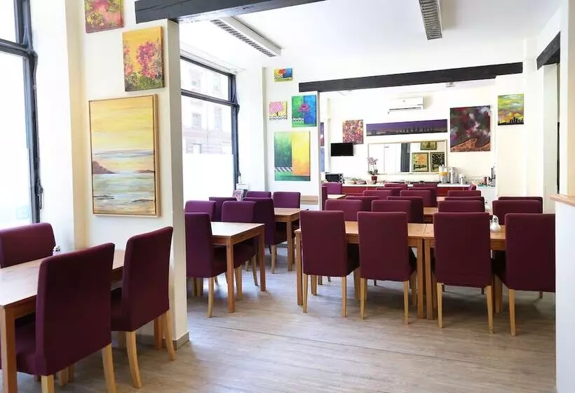 Pension Alpha Frankfurt City Central Station