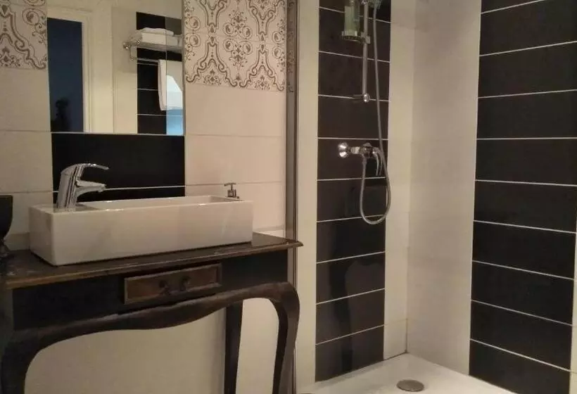 Aamiaismajoitus (B&B) Manoir De La Touche