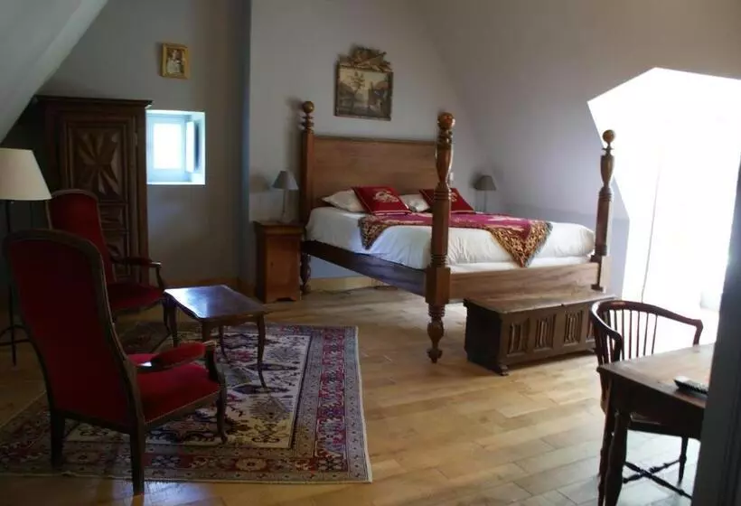 Aamiaismajoitus (B&B) Manoir De La Touche