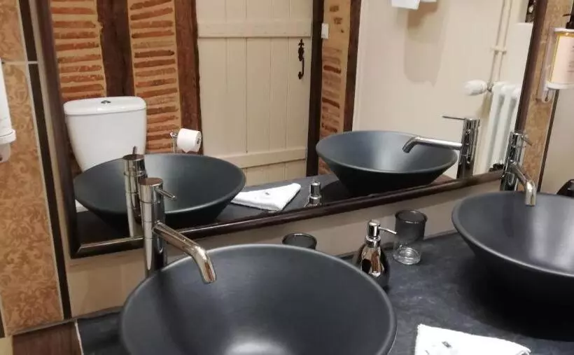 Aamiaismajoitus (B&B) Manoir De La Touche