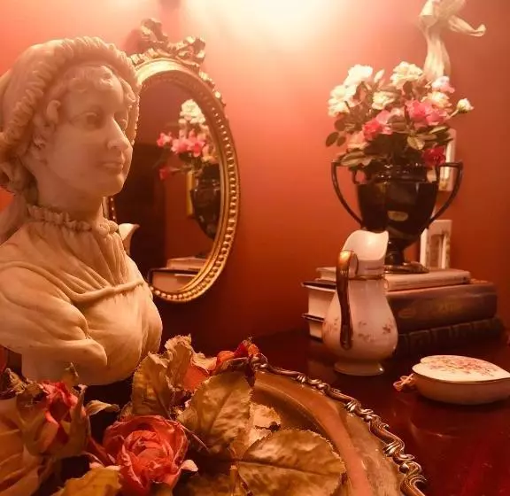 ベッドアンドブレックファースト Princess Anne Book Lovers Inn