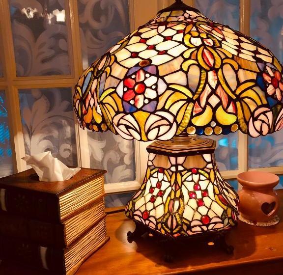 Bed and Breakfast Princess Anne Book Lovers Inn