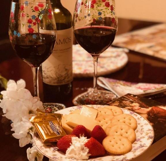 Bed and Breakfast Princess Anne Book Lovers Inn