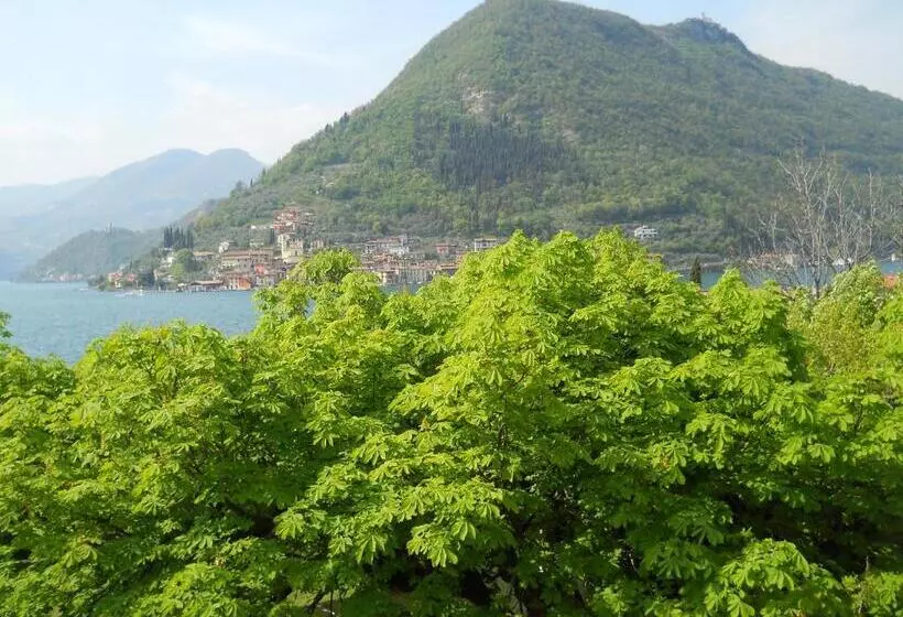 ホテル Albergo Ristorante Aquila