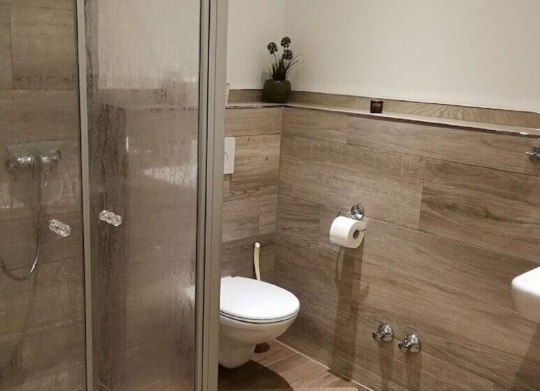 ホテル Hopfenerlebnishof