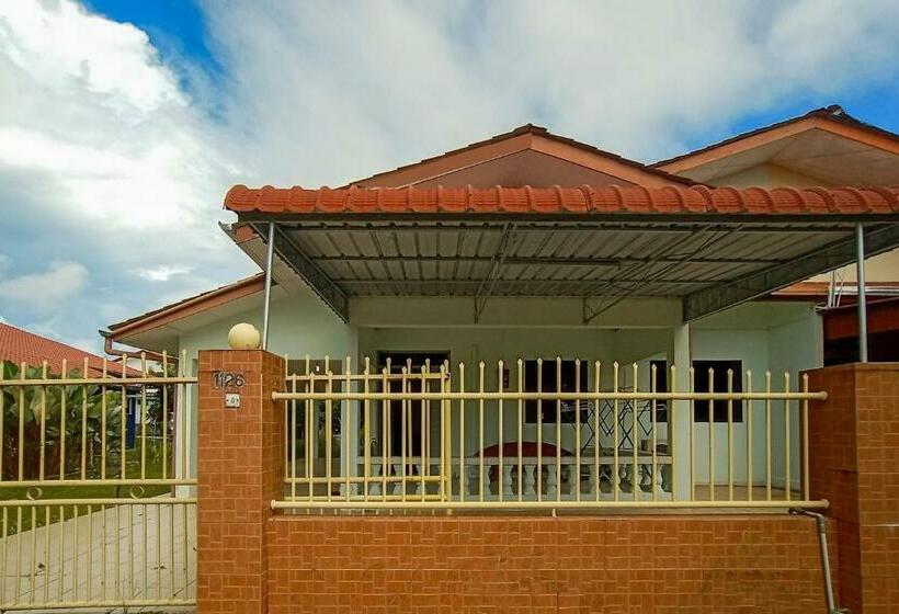 בית מלון כפרי Oyo 90238 Just Homestay