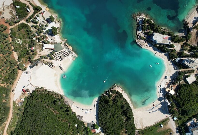 בית מלון כפרי Two Mermaids Ksamil