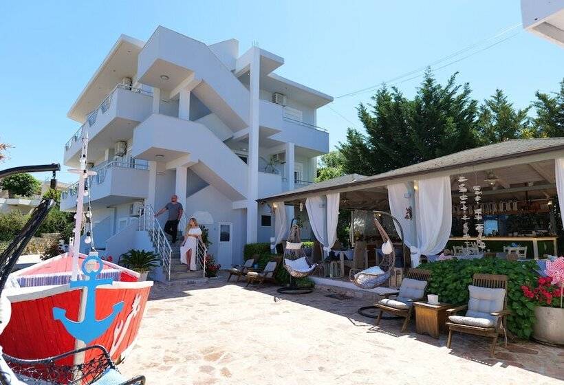 בית מלון כפרי Two Mermaids Ksamil