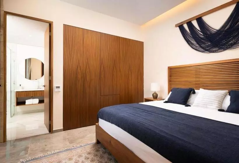 Mistiq Tulum