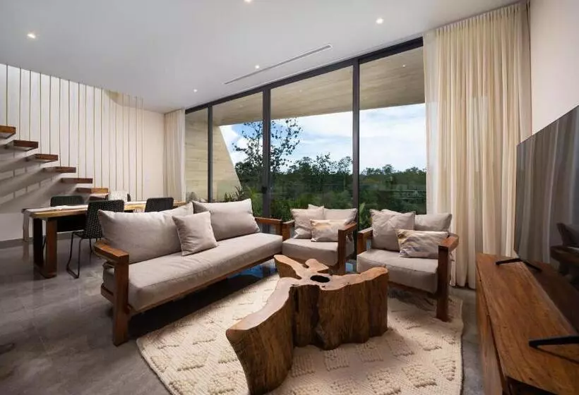 Mistiq Tulum