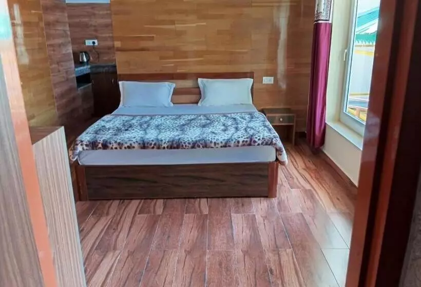 Majatalo Khushi Cottage